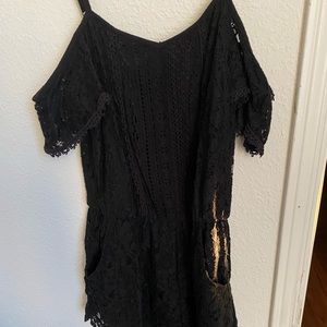 Lace romper with pockets